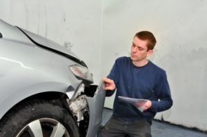 Autorecht: Autounfall Schadensregulierung