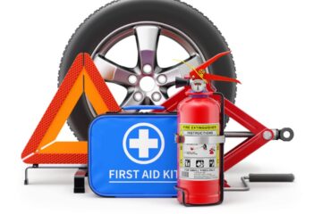 Verkehrsunfall – Kosten für Verbandskasten, Warndreieck und Warnweste