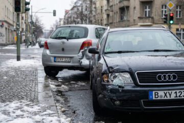 Mietwagenkosten nach einem Autounfall: Erstattung von Mietwagen- und Reparaturkosten
