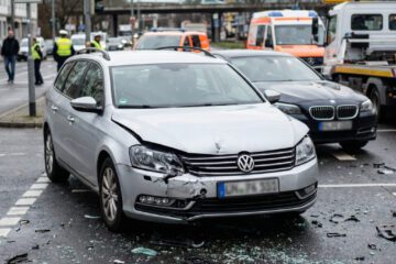 Erstattung der Sachverständigenkosten: Wann die Versicherung voll zahlen muss